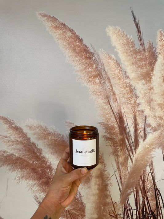 Cozy Vibes
Light it. Breathe. Relax. Our handmade beeswax candle fills your home with a gentle honey glow.